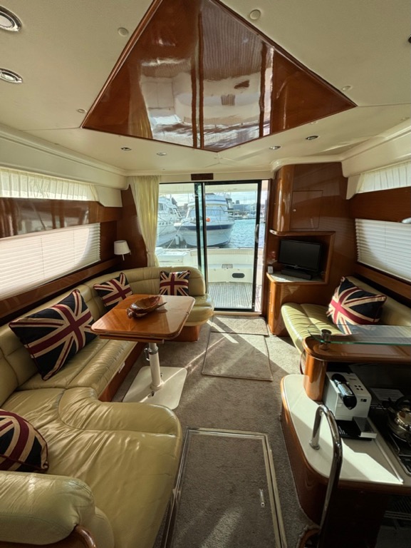 Rear deck with table